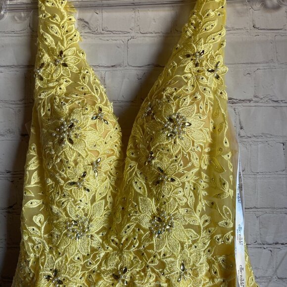 **Prom** Ellie Wilde Bedazzled Deep V-neck Satin A-line Gown - Picture 5 of 8